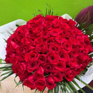 Ramo de 100 Rosas Rojas Pasión